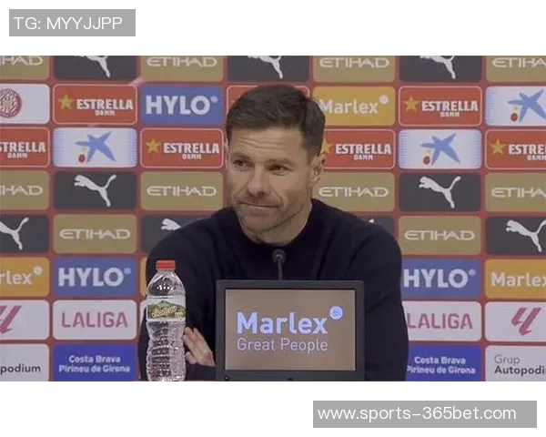 罗德里戈禁区遭侵犯小腿受击倒地VAR却选择沉默引发争议