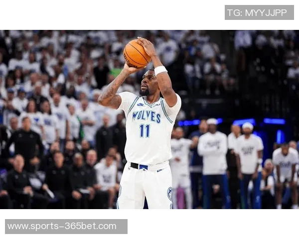 纳兹里德表现惊艳18投11中砍下33分三分球命中率高达60