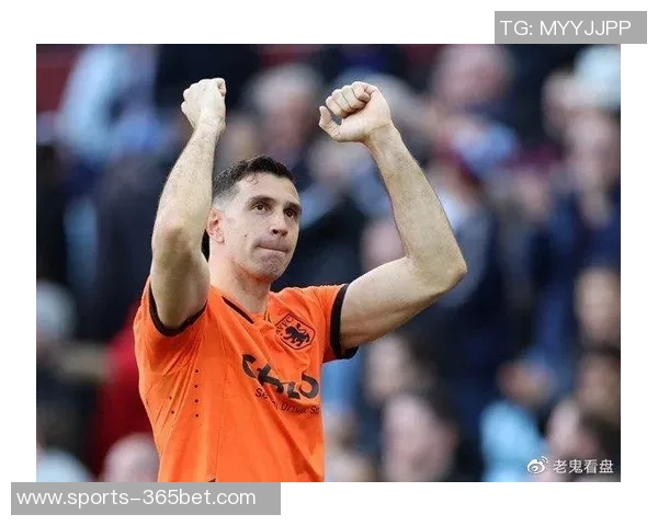 意媒报道肇事门将马丁内斯正在接受检查情绪仍然震惊不已 意媒报道肇事门将马丁内斯正在接受检查情绪仍然震惊不已